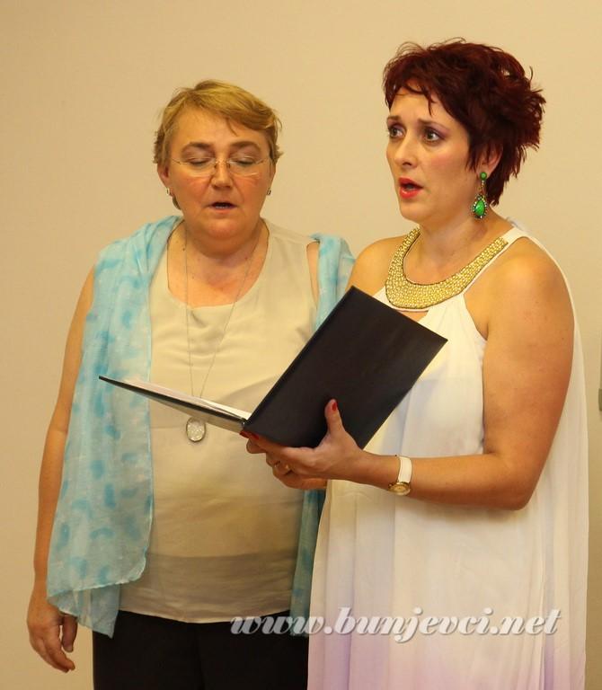 Stela Bukvić i Tamara Babić izvode Groktalice