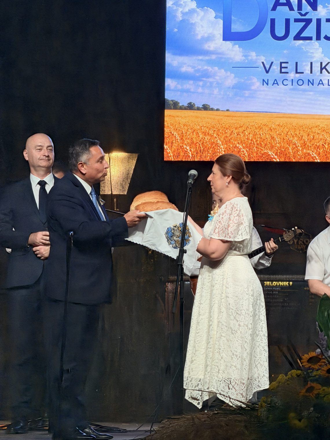 Dan Dužijance obeležen uz predaju heba od novog žita.